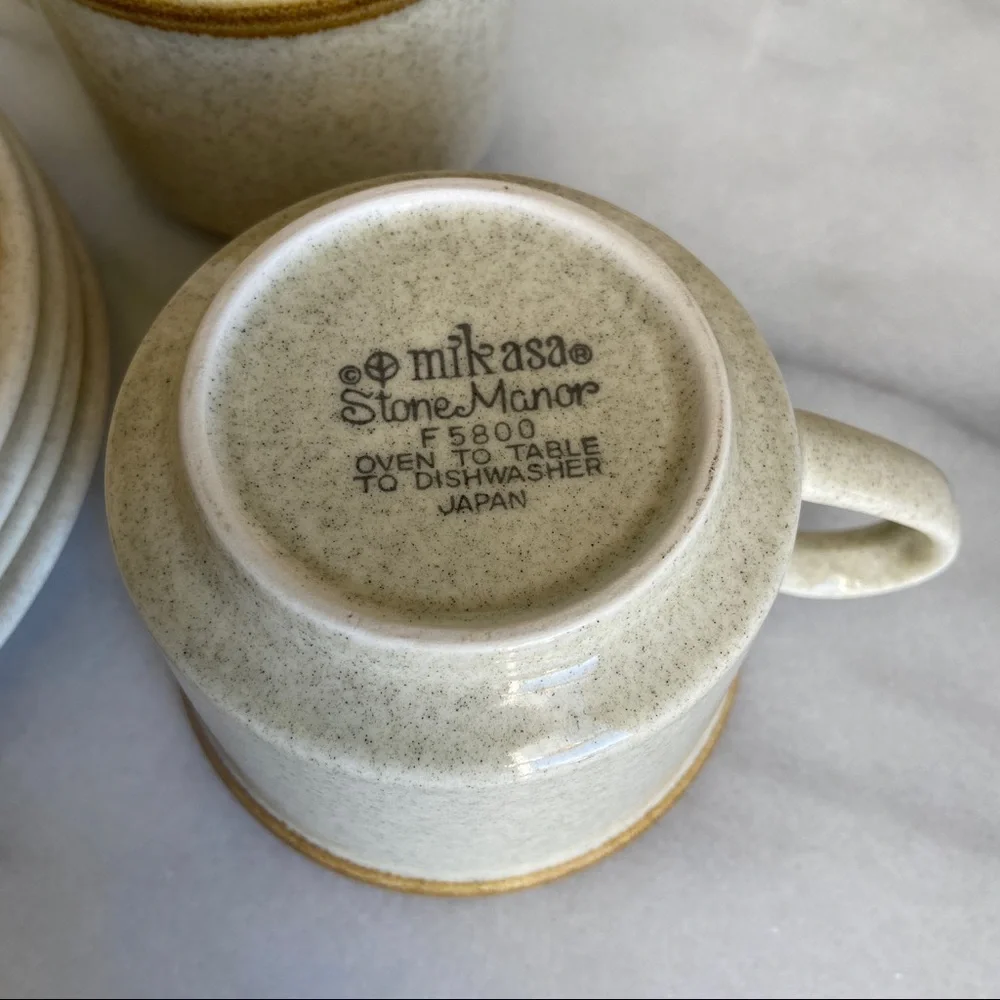 VINTAGE • 60s Mikasa Teacup and Saucer 4 Set Cottagecore Stone Manor Strawberry - Picture 5 of 10